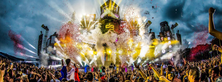 B2S Over De Decibel 2019 Mainstage & LIVE LOUD: "Dit Is Het Begin Van ...