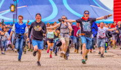 blue monday hardstyle defqon.1