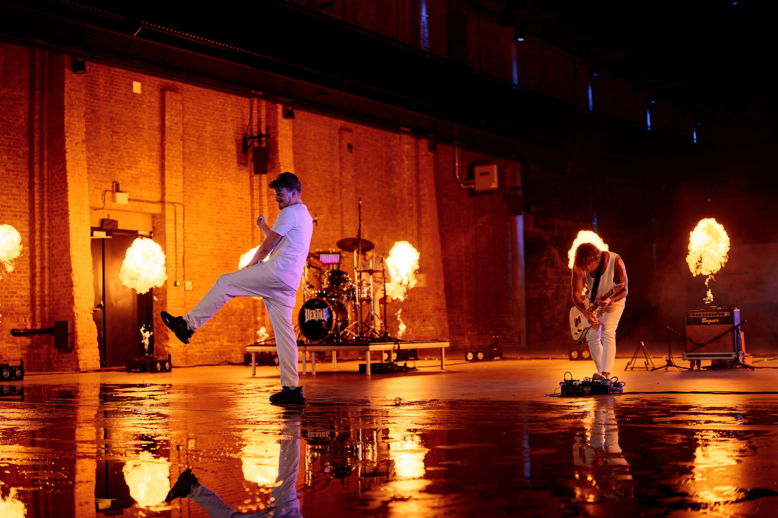 Vertile - Live Session 01 - Everything Changes Live Show Effenaar