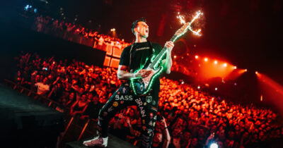 bassbrain hardstyle comic stripboek Mr. Raver & The Fountain Of Youth